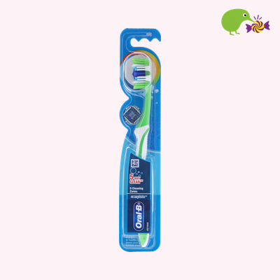 oral-b-complete-5-way-clean-medium-manual-toothbrush-1pk-5208222