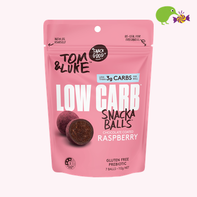 tom-and-luke-chocolate-coated-raspberry-low-carb-snackaballs-112g-5323622